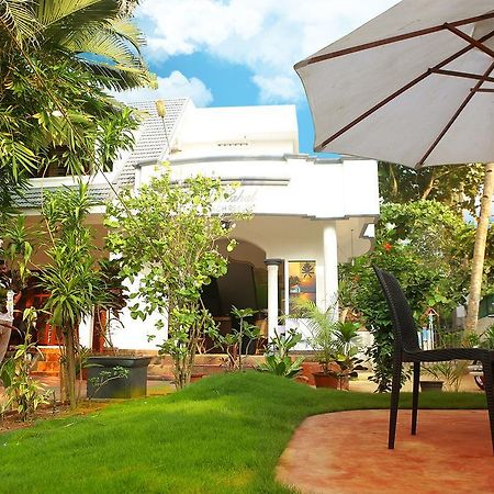 Dolphin Bay Hotel Варкала Екстериор снимка